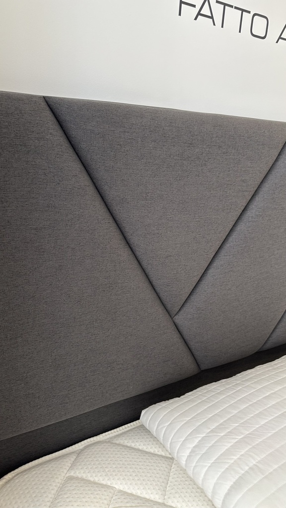 Headboard Pyramidal  III