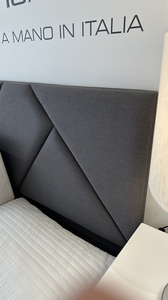 Headboard Pyramidal  III